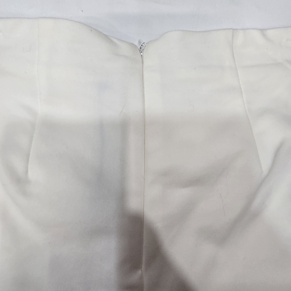 Superdown Alyssa Wrap Skort in White - Picture 10 of 10